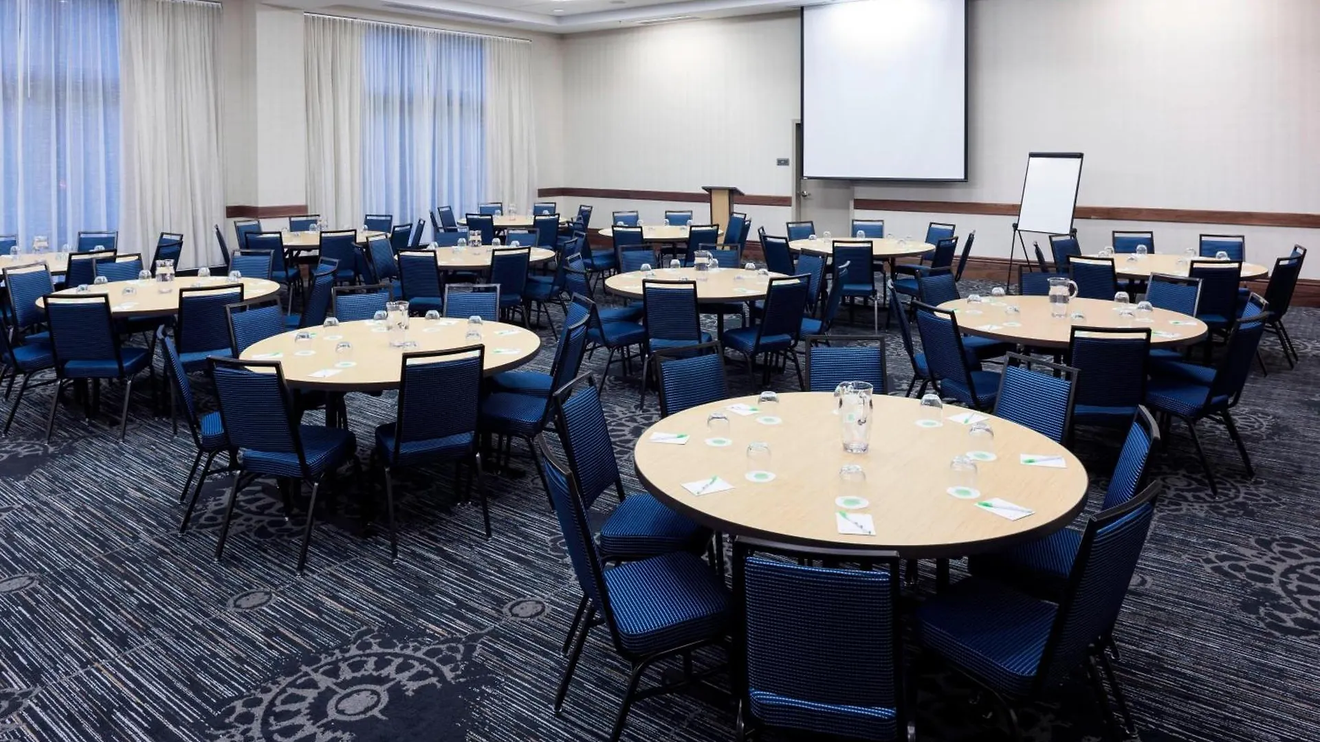 מלון Courtyard By Marriott Richmond Downtown 4*,  ארצות הברית